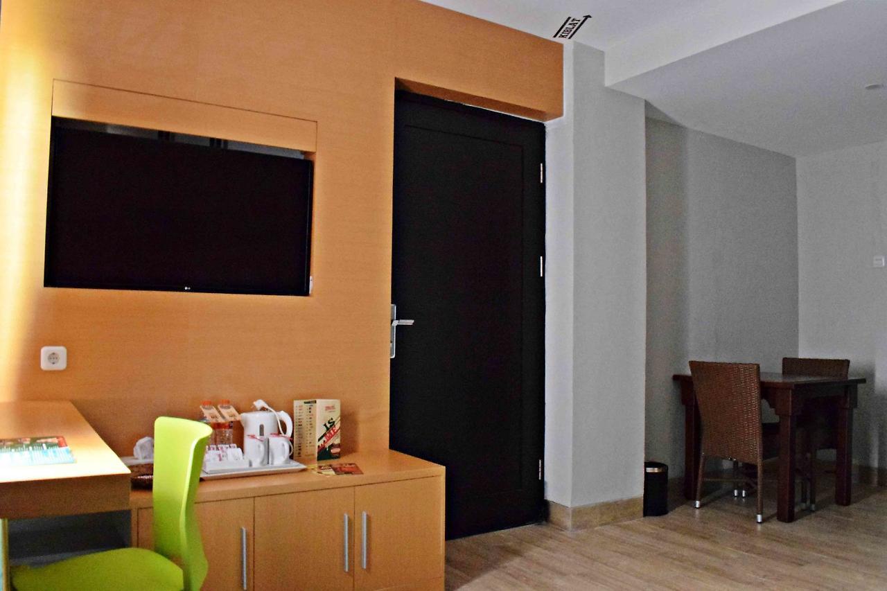 Meotel Purwokerto Eksteriør bilde