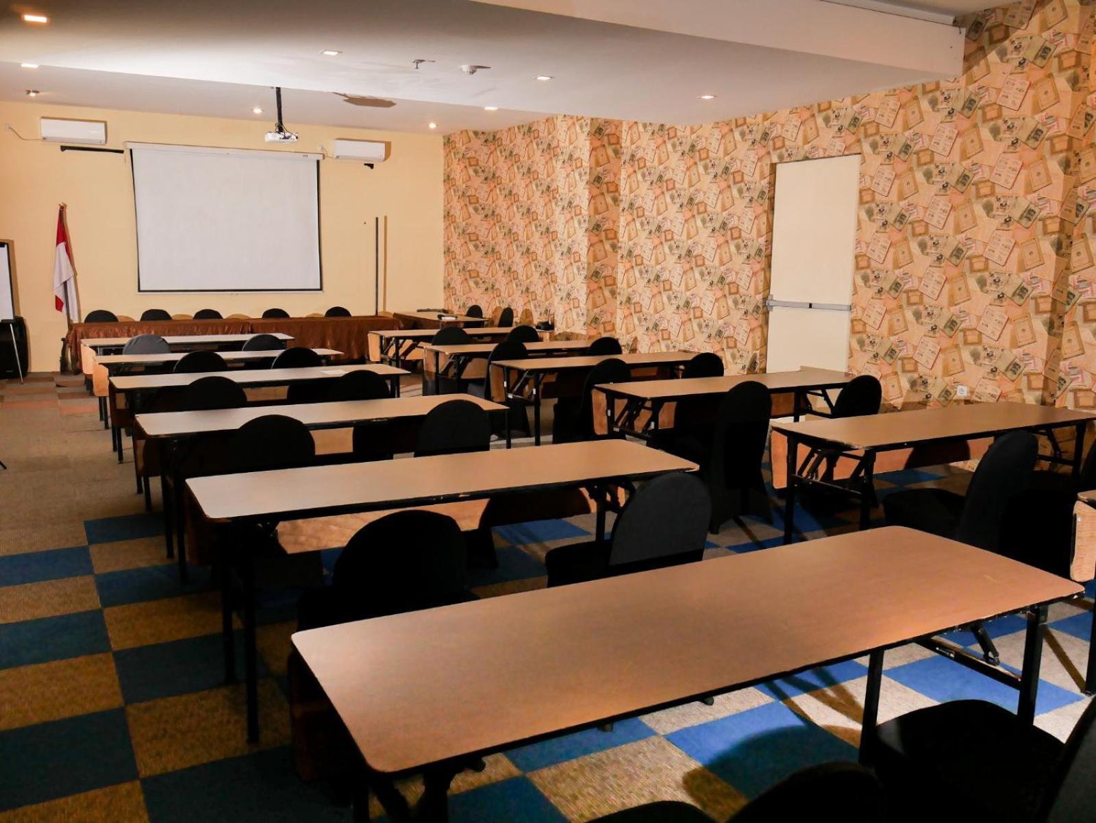 Meotel Purwokerto Eksteriør bilde