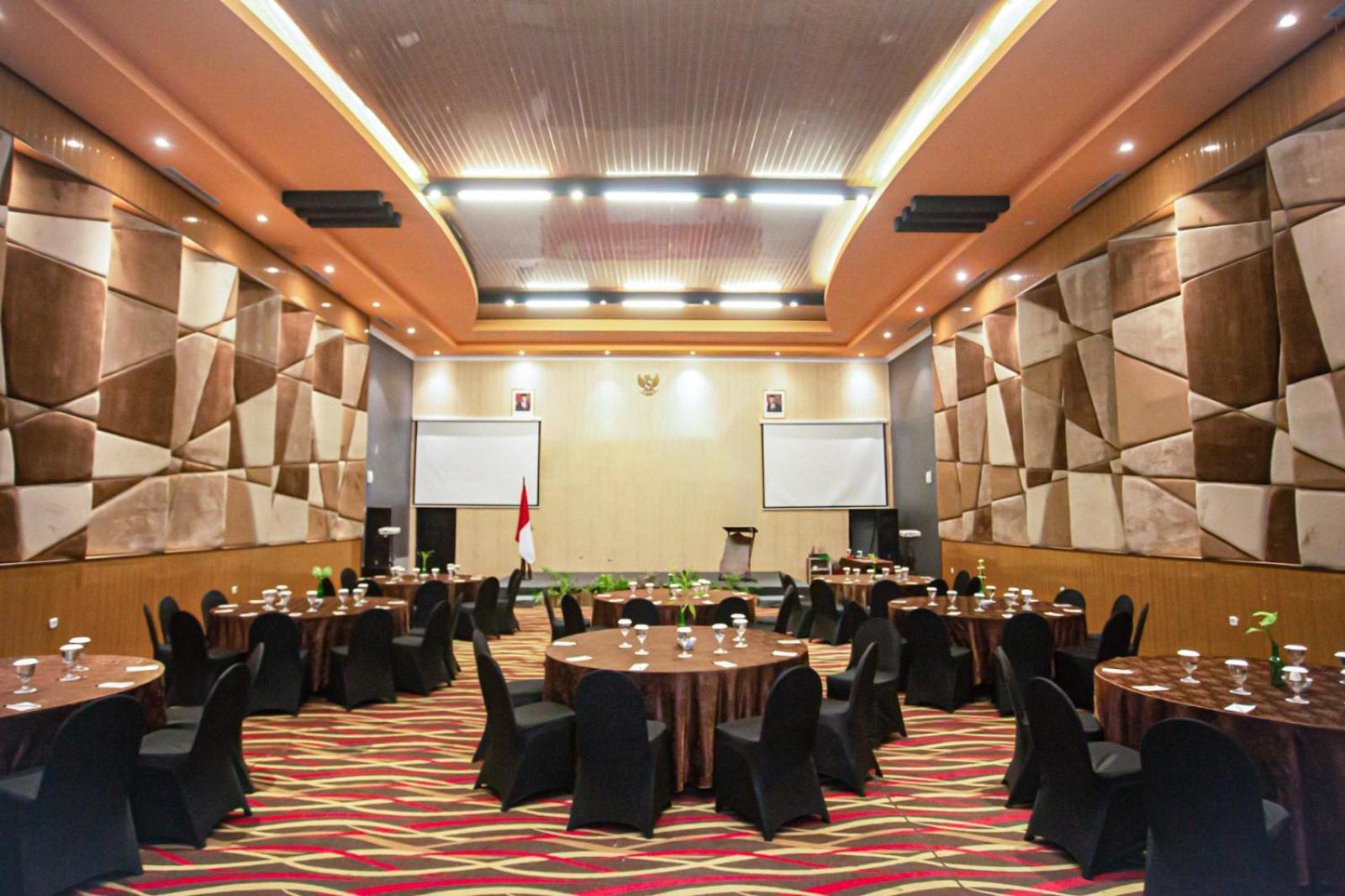 Meotel Purwokerto Eksteriør bilde