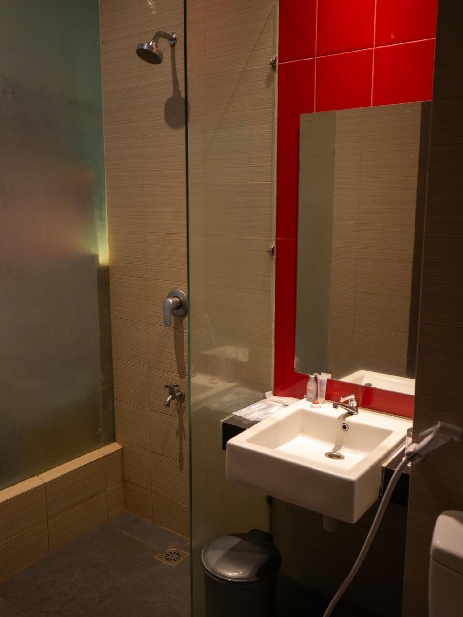 Meotel Purwokerto Eksteriør bilde