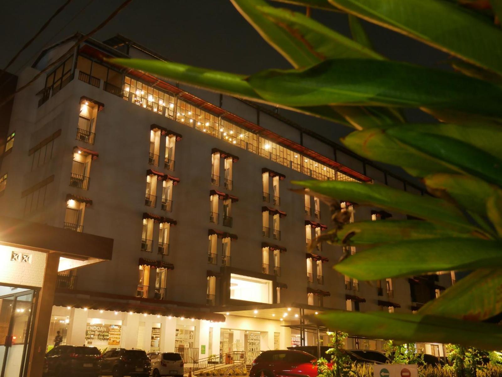 Meotel Purwokerto Eksteriør bilde